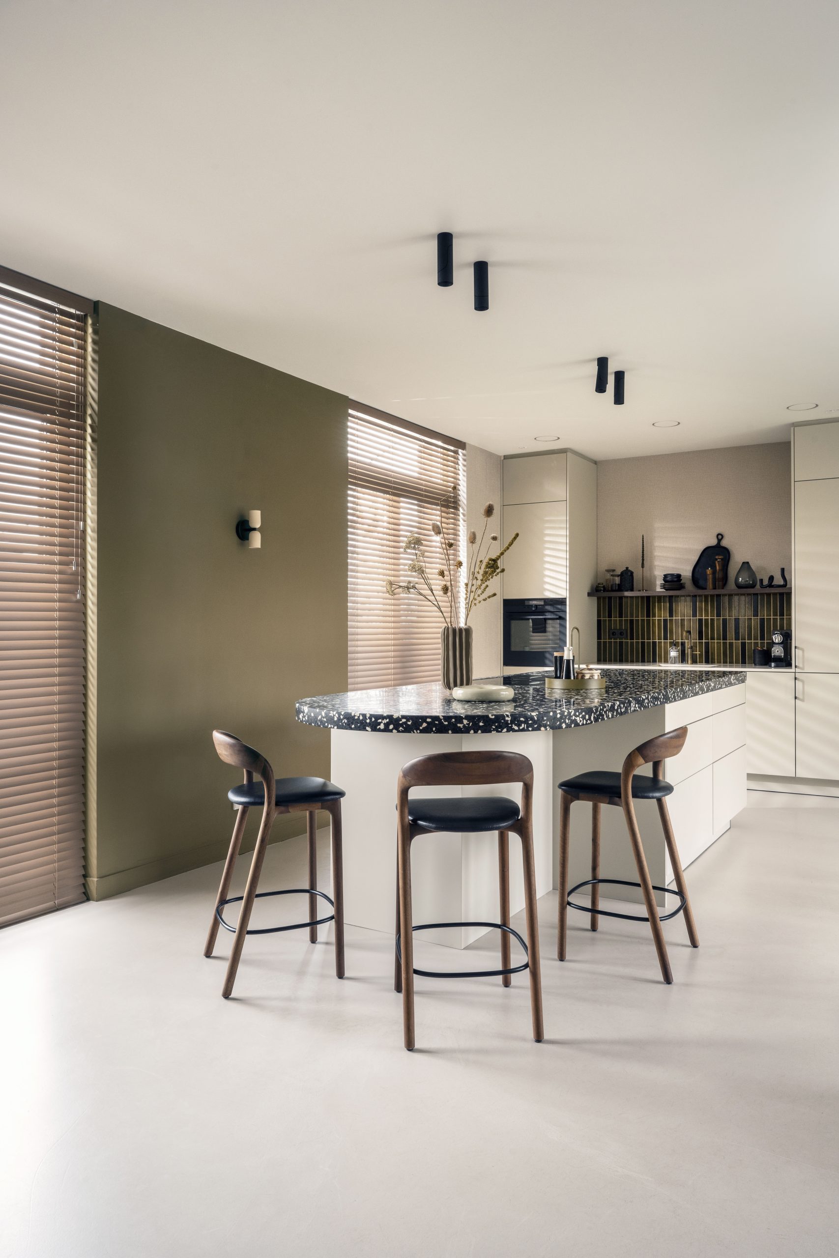 Venetian-Blinds_16762_bamboo_01-scaled.jpg